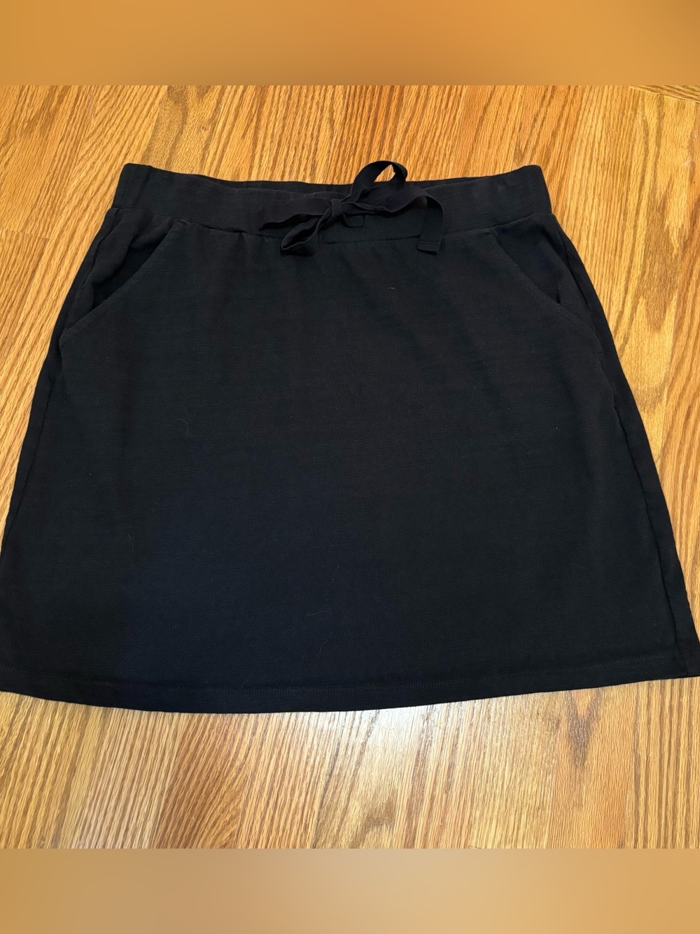 LOFT Black Pull-On Knit Skirt
